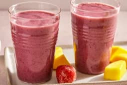 Almond Milk Smoothie