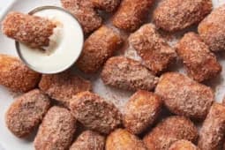 Cinnamon Pretzel